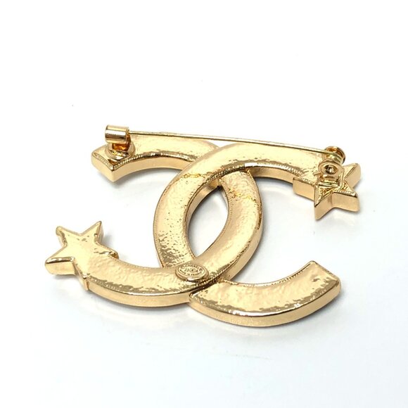 CHANEL Gold Brooch - Picture 4 of 6